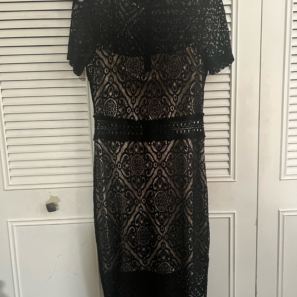 Socialite Black Sheath Dress with Sweetheart Neckline